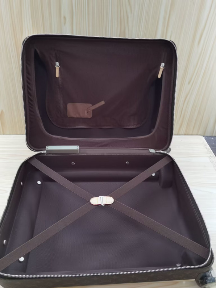 lv bag 01