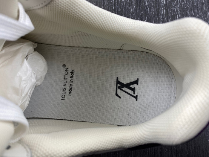lv snekaers 107