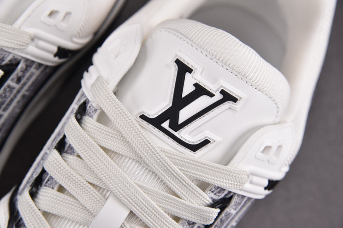 lv snekaers 75
