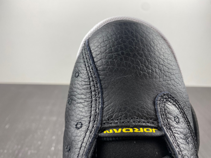 air jordan13 black and white