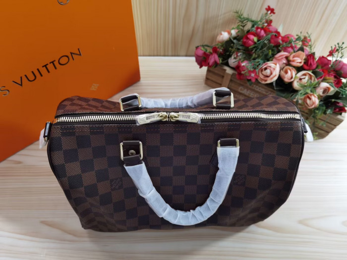 lv bag 02