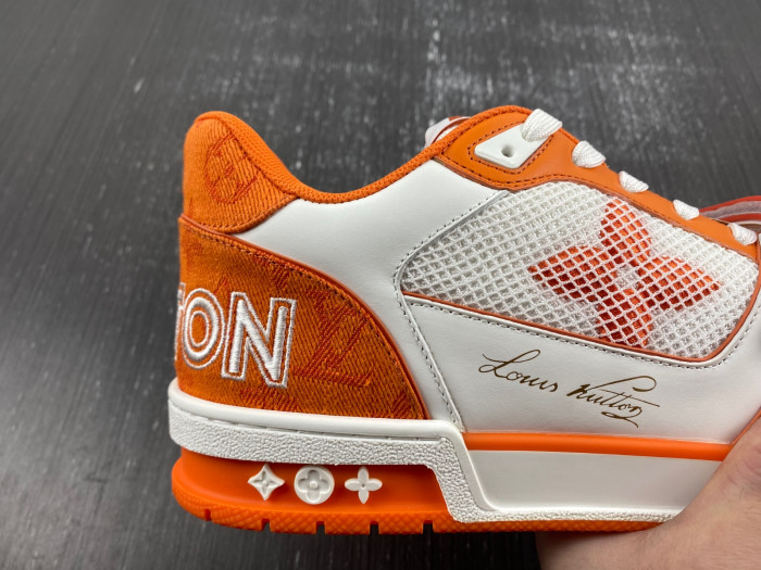 lv snekaers 84