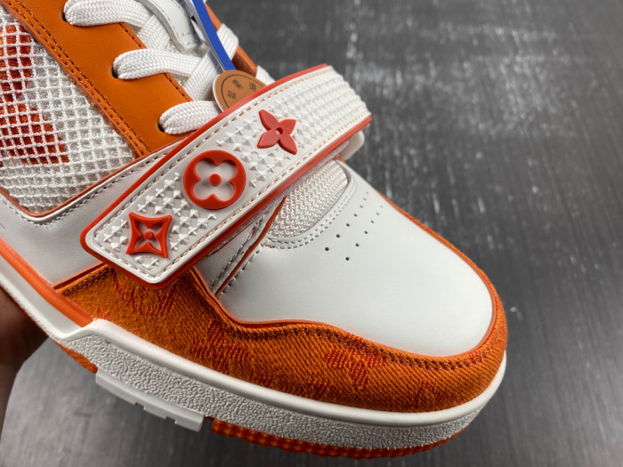 lv snekaers 84
