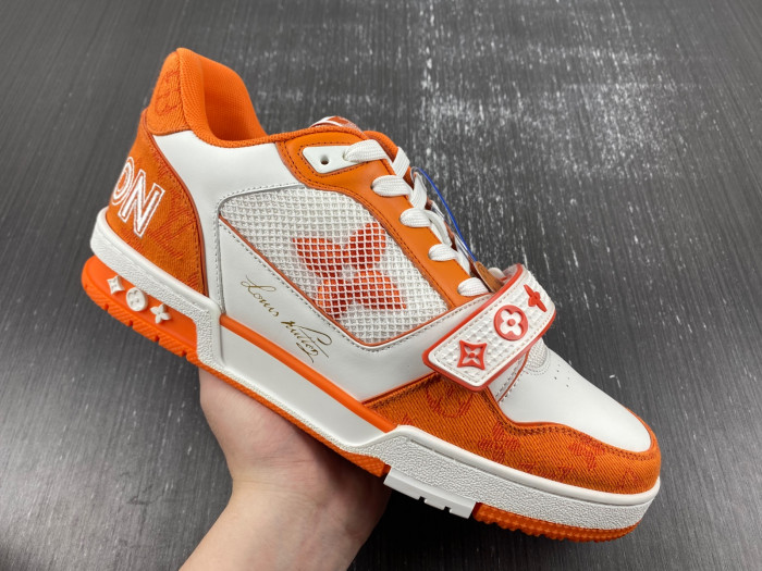 lv snekaers 84