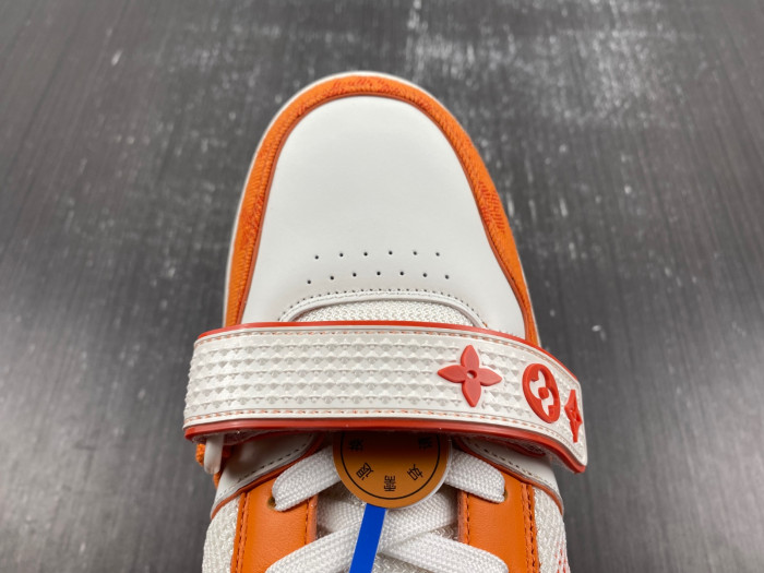lv snekaers 84