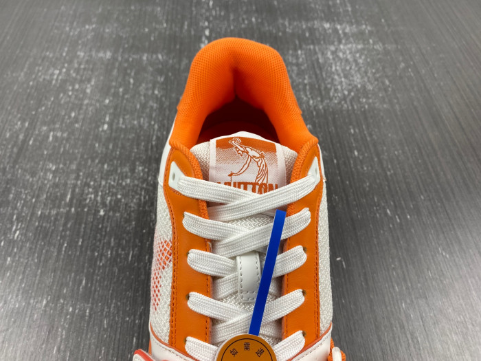 lv snekaers 84