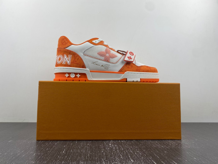 lv snekaers 84